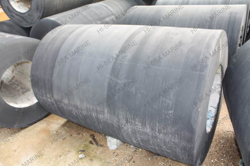 Cylindrical Rubber Fender